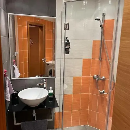 Apartament Slivercity Next To Paradise Mall