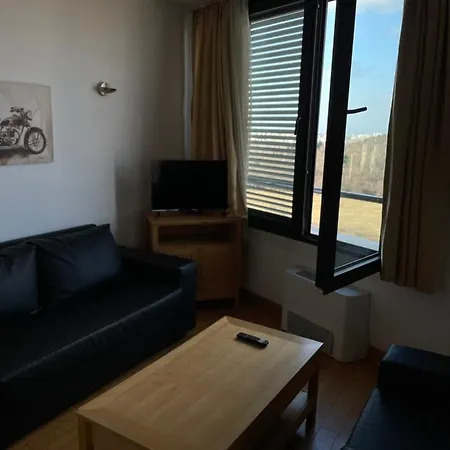 Slivercity Next To Paradise Mall *