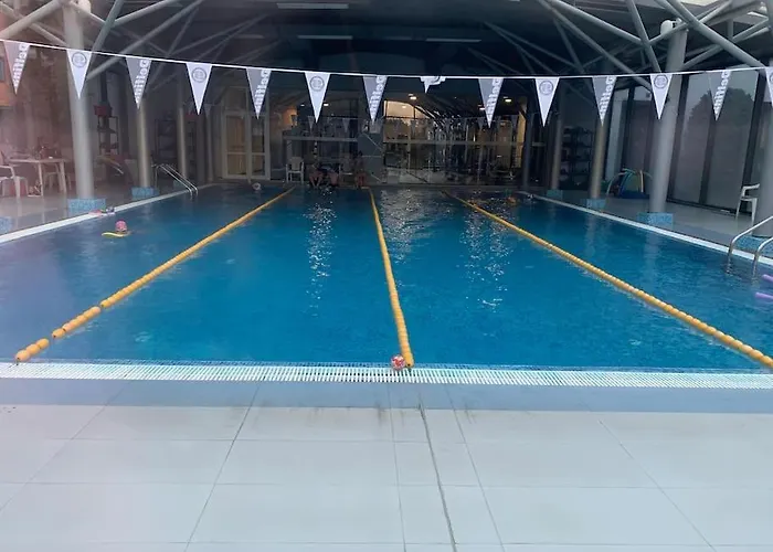 Slivercity Next To Paradise Mall Appartamento