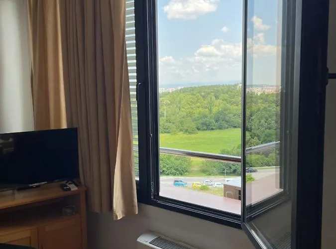 Slivercity Next To Paradise Mall Sofia